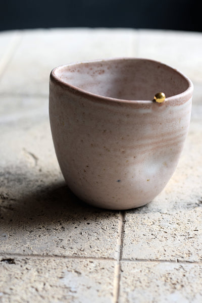 ZIGGY // Blush pink 300ml coffee cup w/ gold pearl