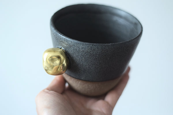 BAO Gold rock // Coffee cup