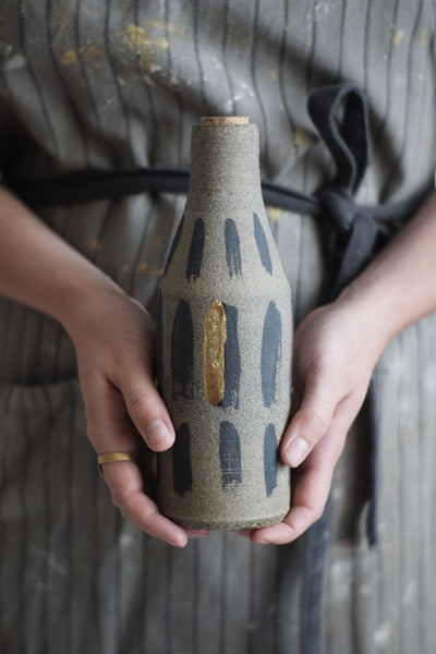 Graphic line bottle