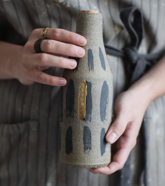 Graphic line bottle