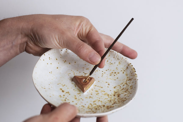 Triangle incense holder