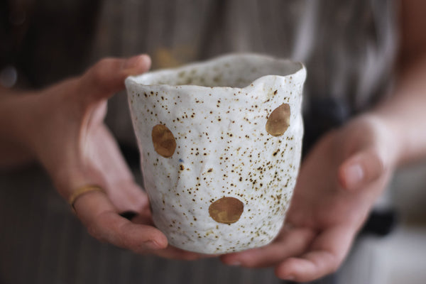 Spotty organic & gold tea cup
