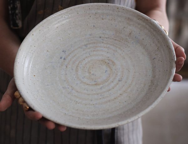 Large serving plate