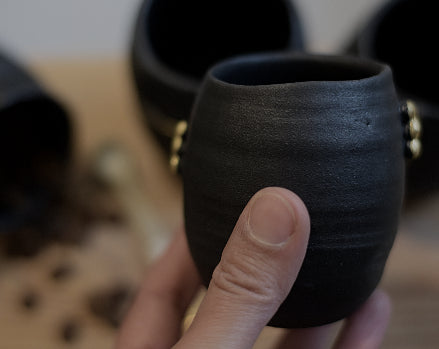 Wobbly Pearl Espresso Black