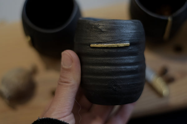 Wobbly Gold line Espresso Black #2