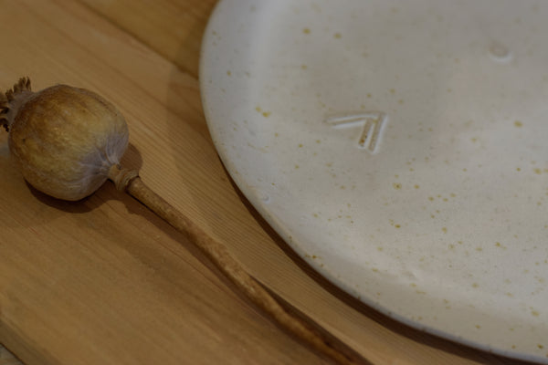 Organic patterned plate - White mat