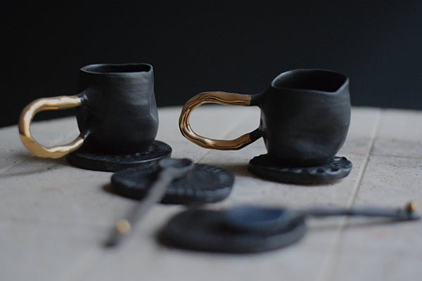 Hand-pinched Black Espresso