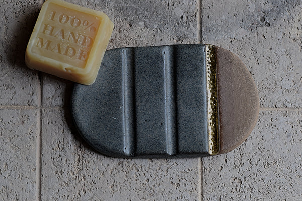 Gold line Stoneware pigeon gray soap dish #1 //