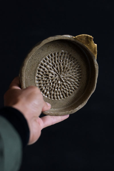 GALI // Indian summer garlic grater w/ gold leaf #2