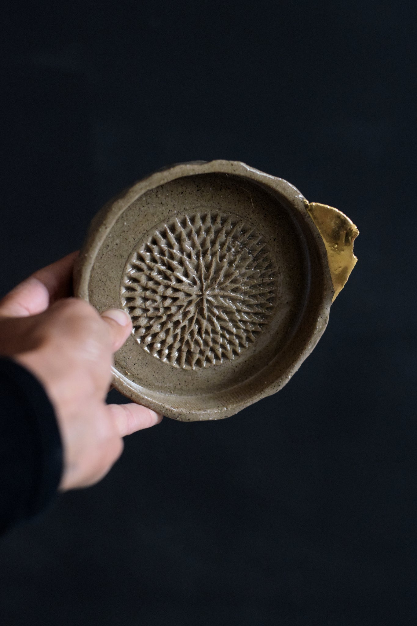 GALI // Indian summer garlic grater w/ gold leaf #2
