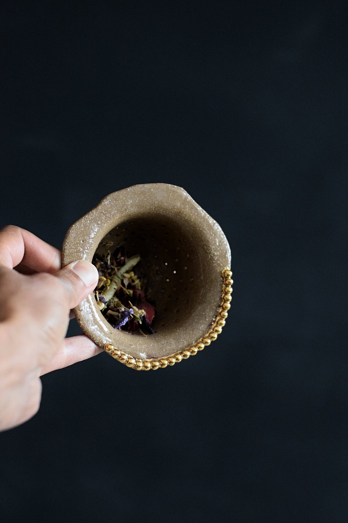 TEA // Indian summer Tea strainer w/ gold pearls #1