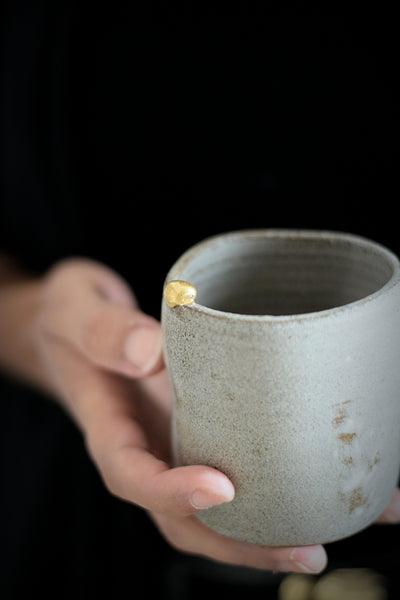 LENA // Grey milky coffee cup w/ gold pearl