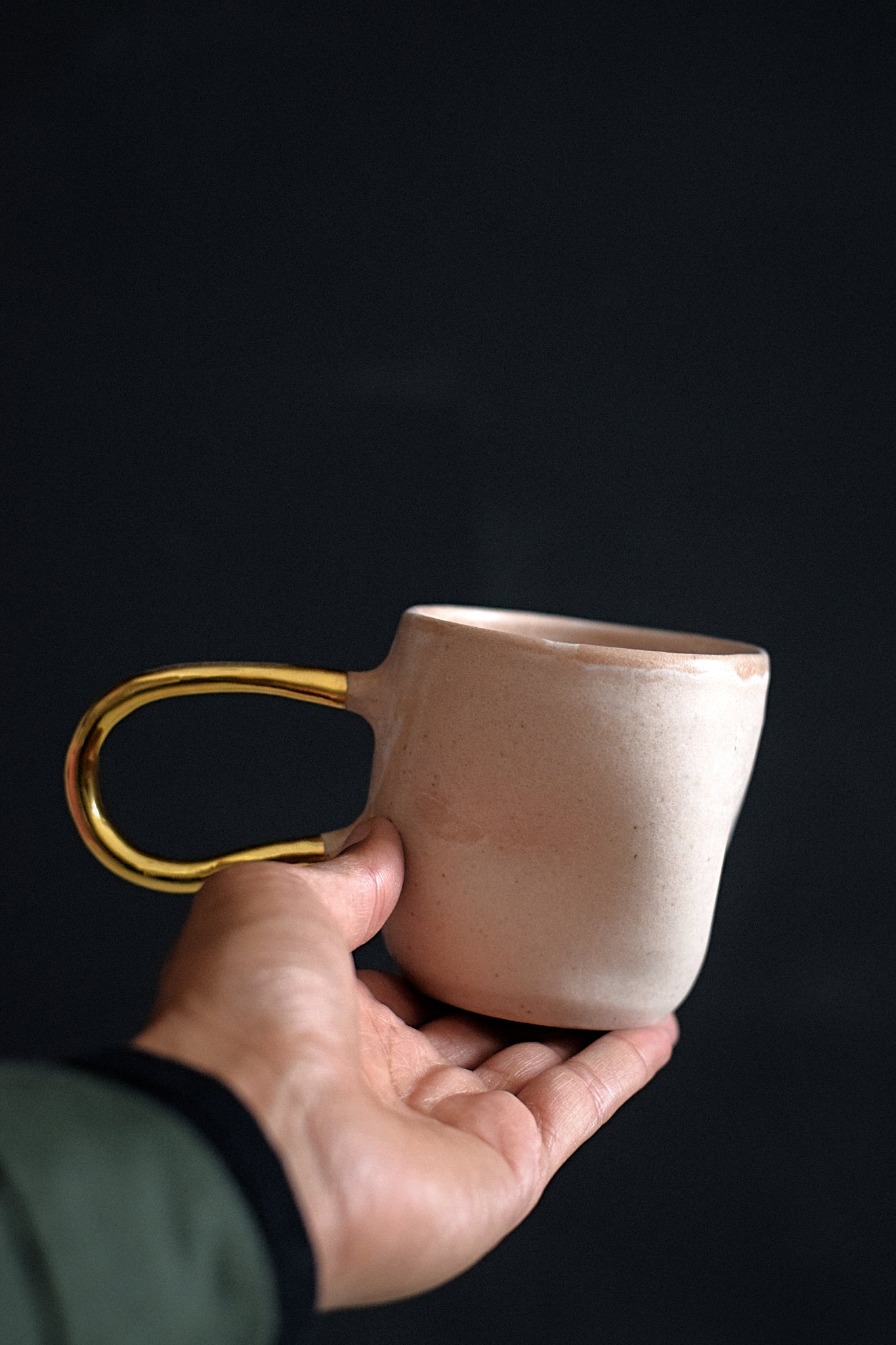 ZIGGY // Blush pink 300ml coffee cup w/ long gold handle