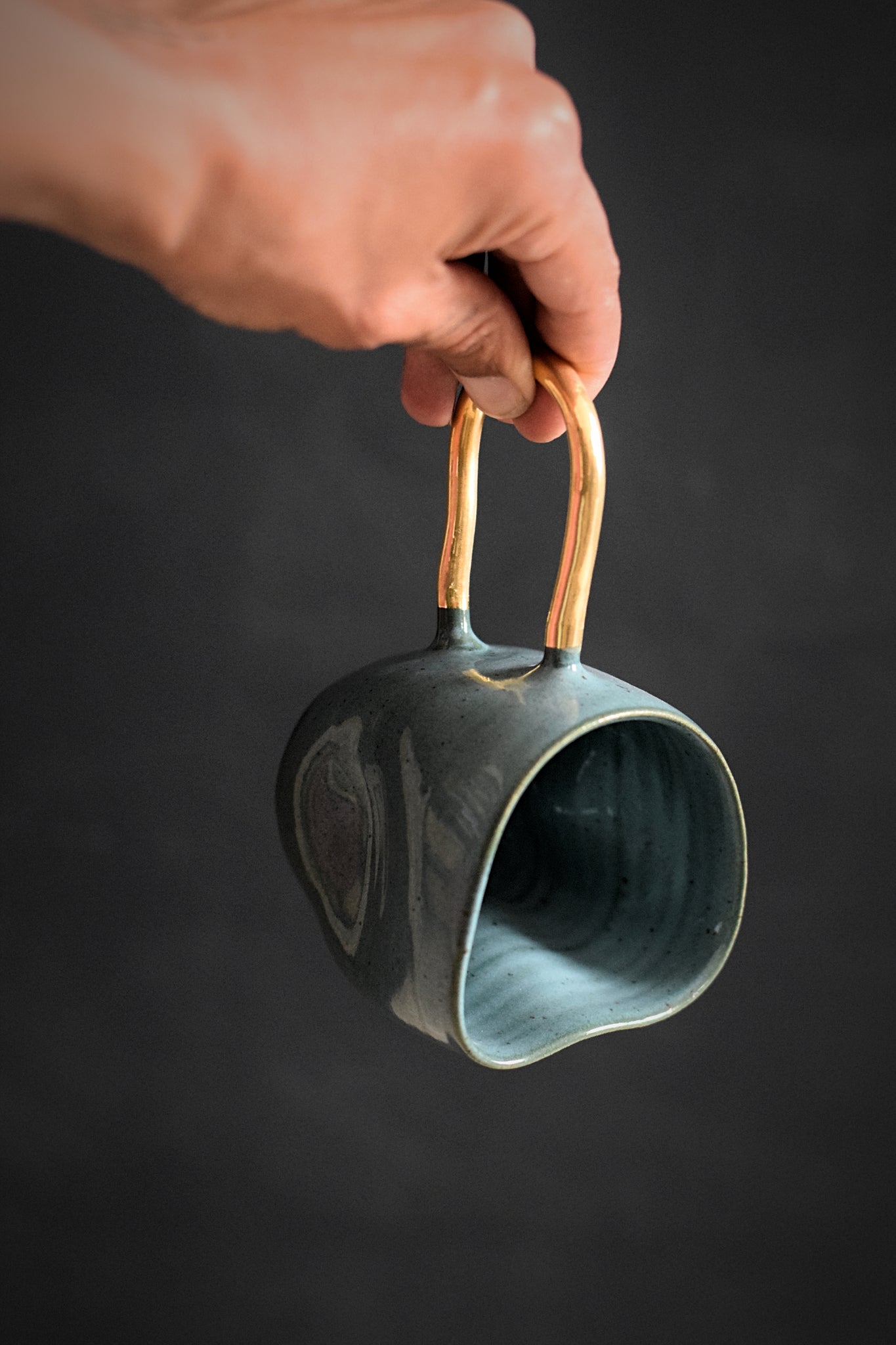 ZIGGY // Forest green 300ml coffee cup w/ long gold handle