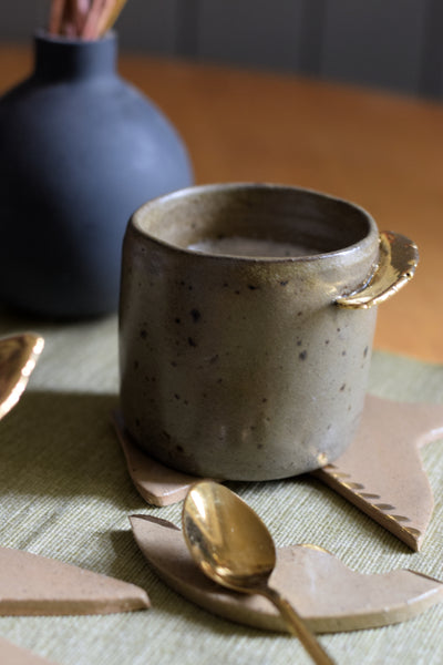 ENYA // Moss green 250ml coffee cup w/ gold wing