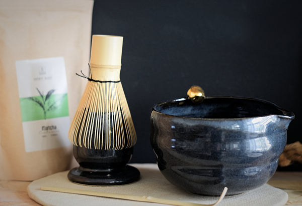 SIA // Midnight blue Matcha set w/ Chasen & Chawan