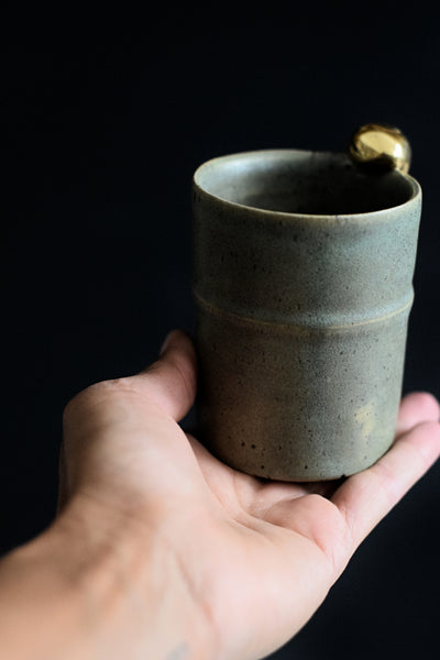 TAK // Moss green 200ml coffee cup w/ gold pearl