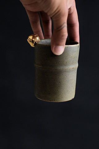 TAK // Moss green 200ml coffee cup w/ gold pearl